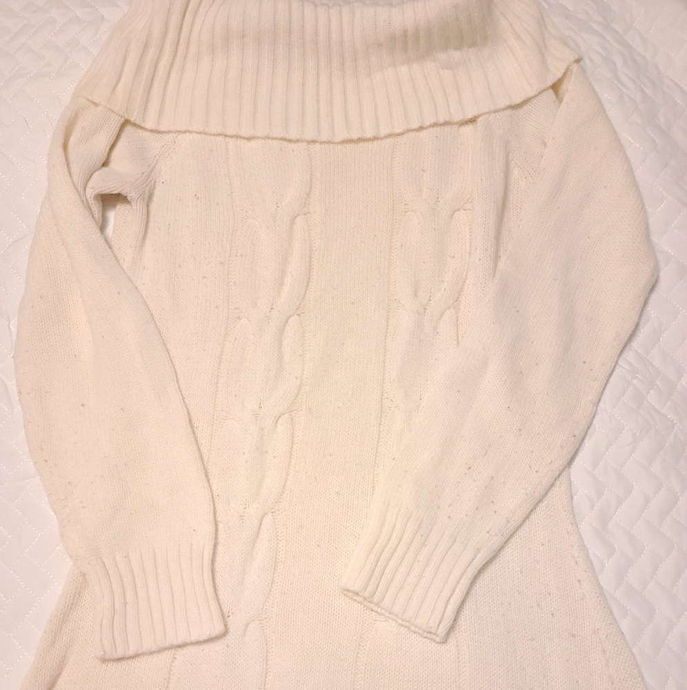 AB Studio Cream Cable Knit Tunic